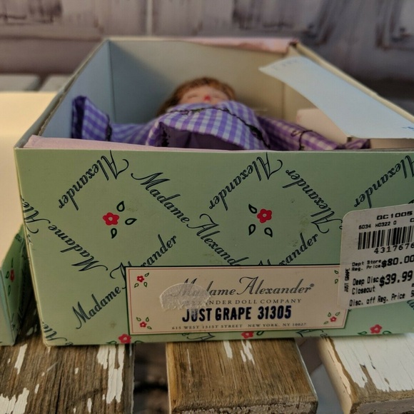 Madame Alexander doll 8″ new‎ nib just grape 31305 - Picture 4 of 4